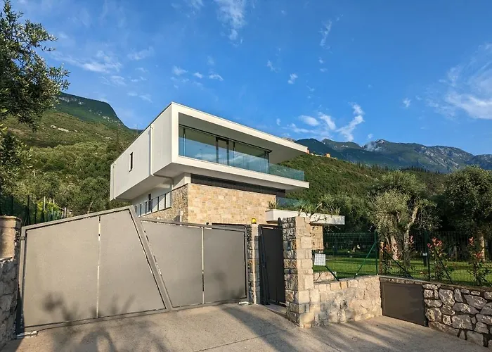 Olivo Luxury 4* Malcesine